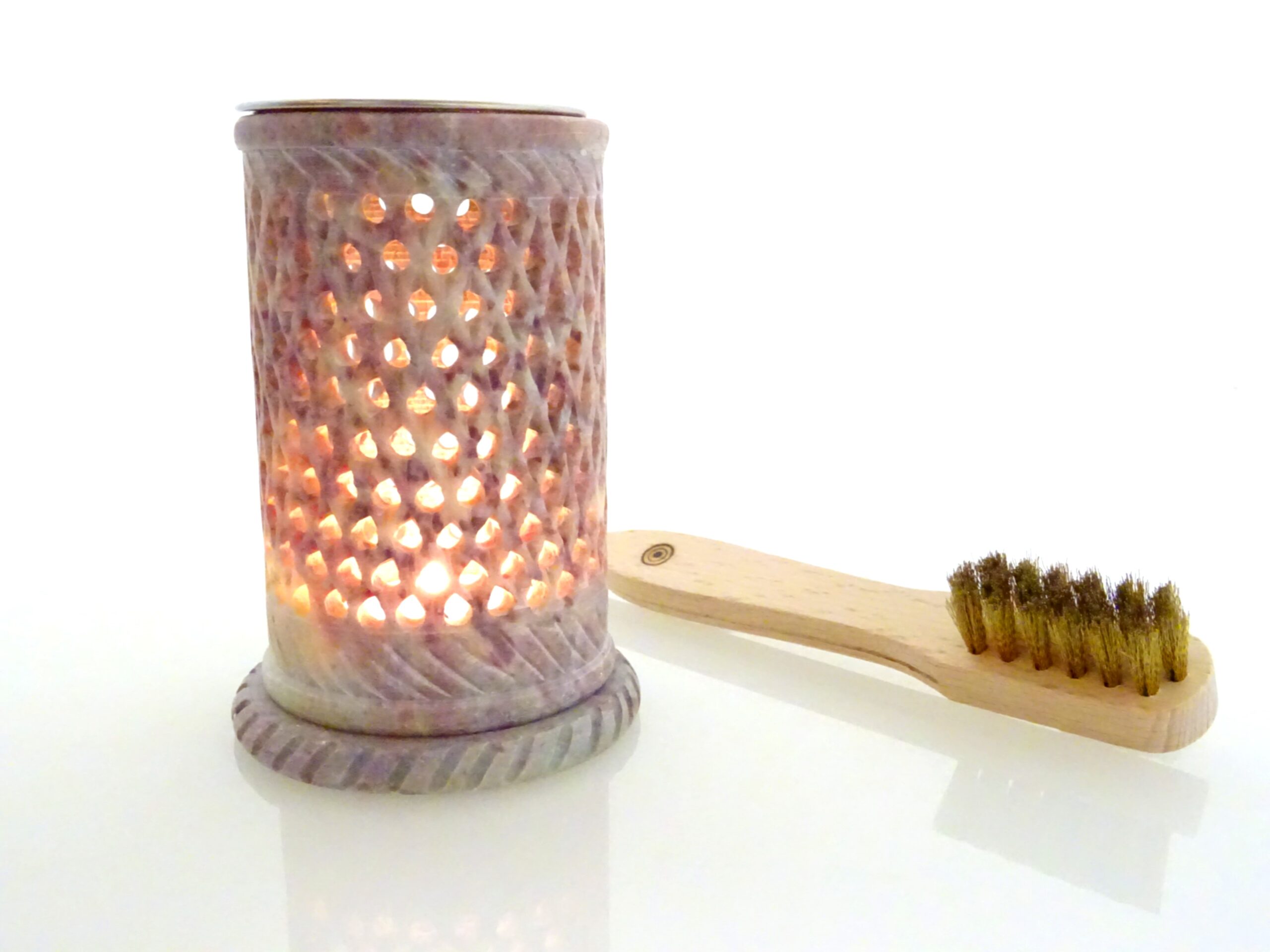 Räucherlampe „Filigran“  Ø 6,5 cm, H: 11,0 cm aus Speckstein